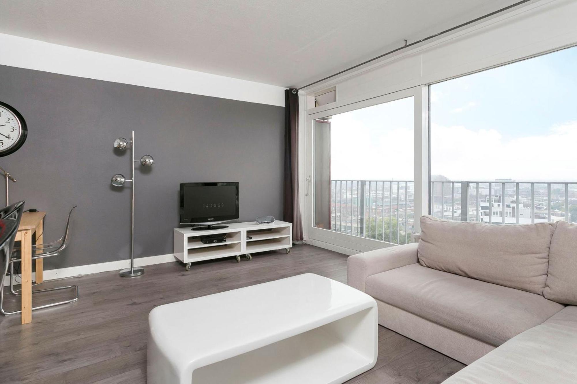 City Centre Apartment With A Beautiful View #Expat Енсхеде Екстериор снимка
